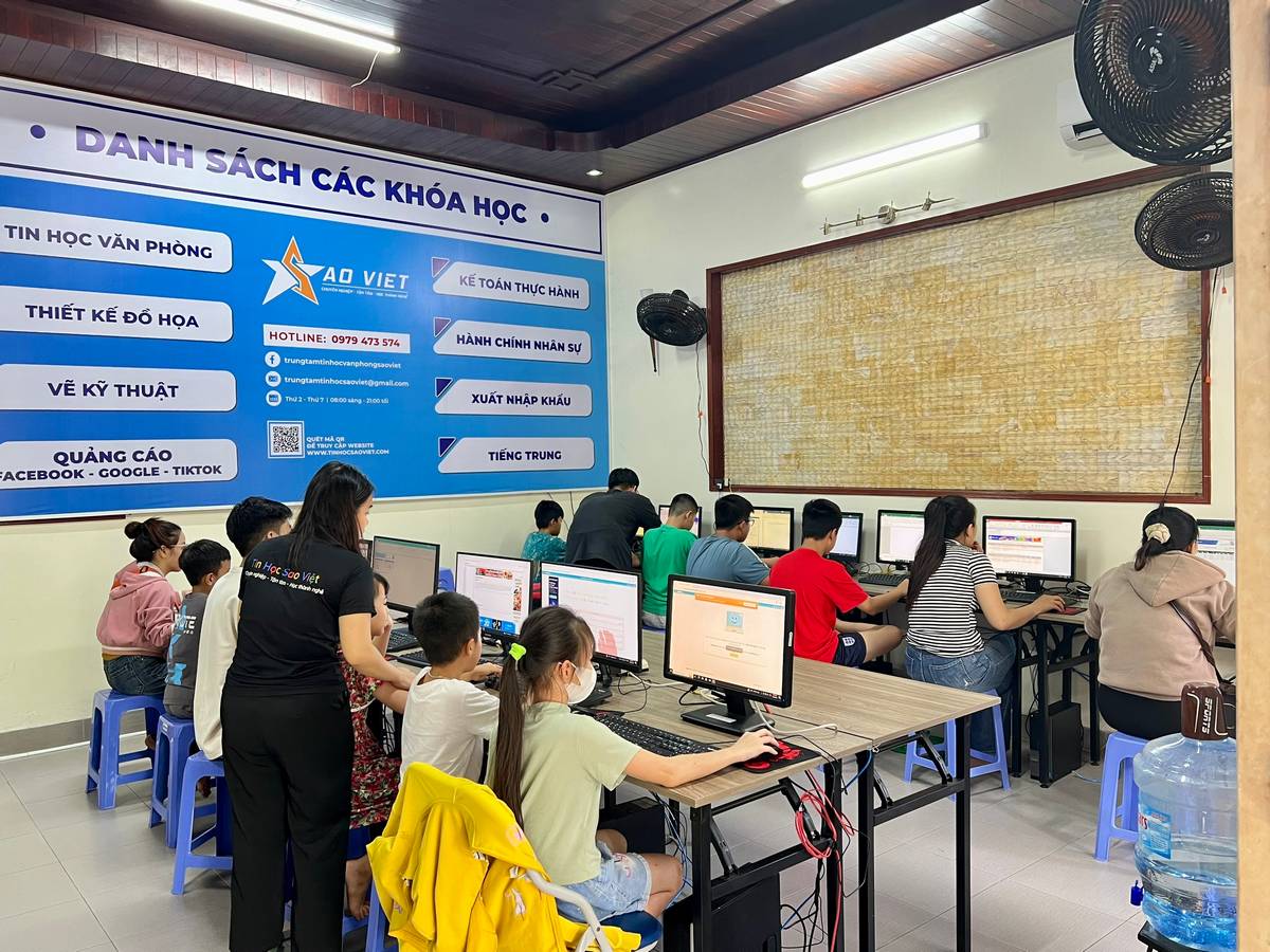 Cơ sở máy móc hiện đại