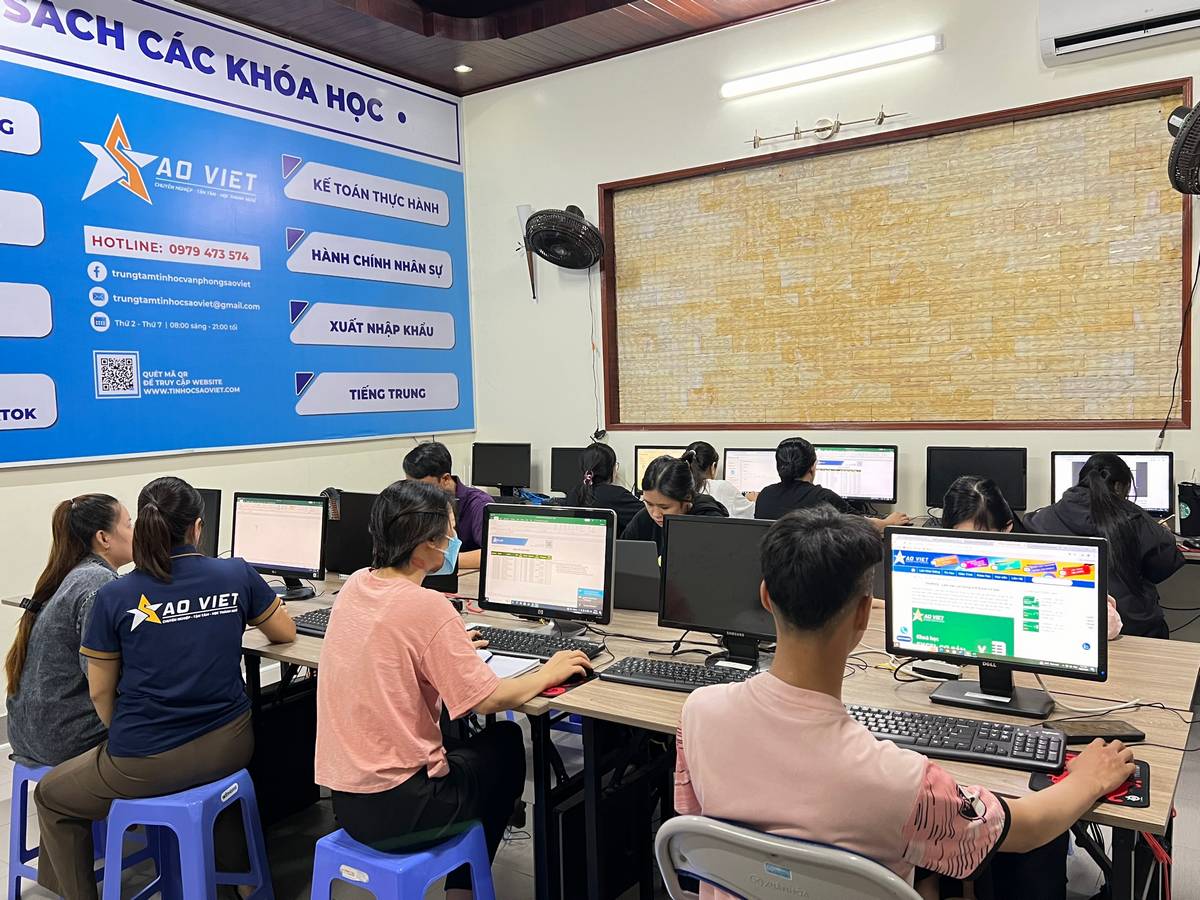 Đào tạo tin học cho người mới bắt đầu