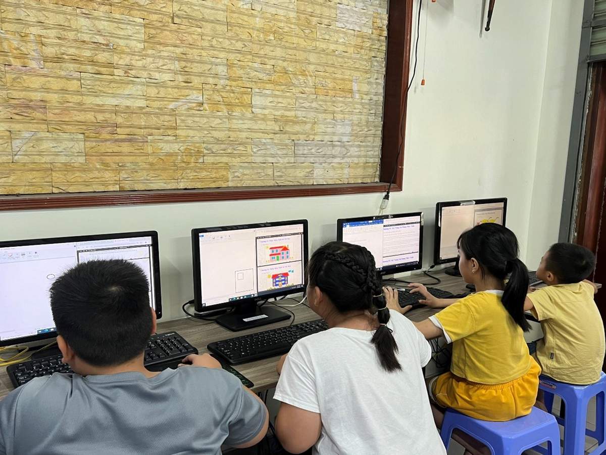 Giáo trình học chi tiết rõ ràng