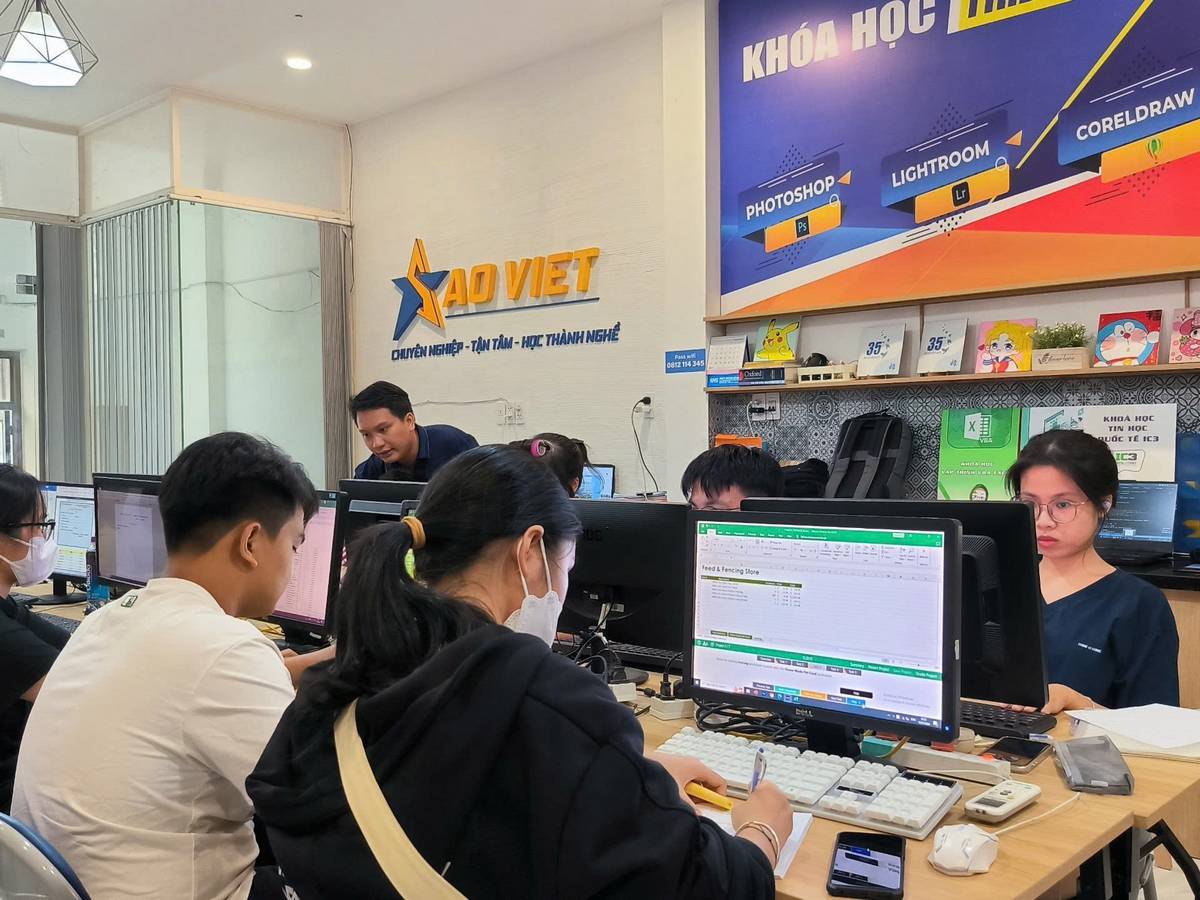 Học tạo báo cáo trên Excel