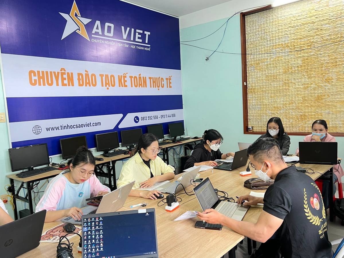 Học tin học văn phòng tại Trung Tâm Tin Học Sáng Tạo Việt