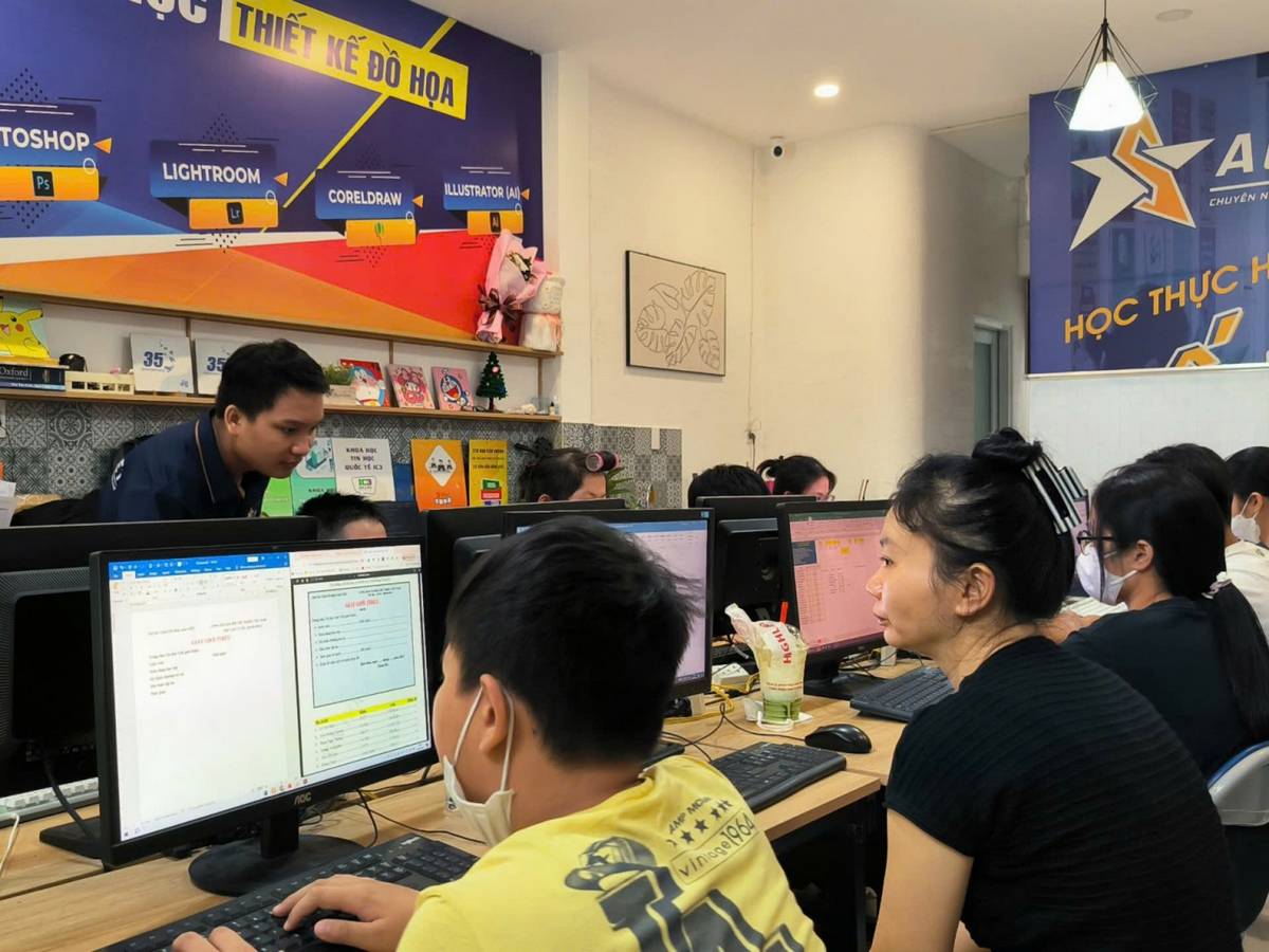Thành thạo vi tính sau khóa học