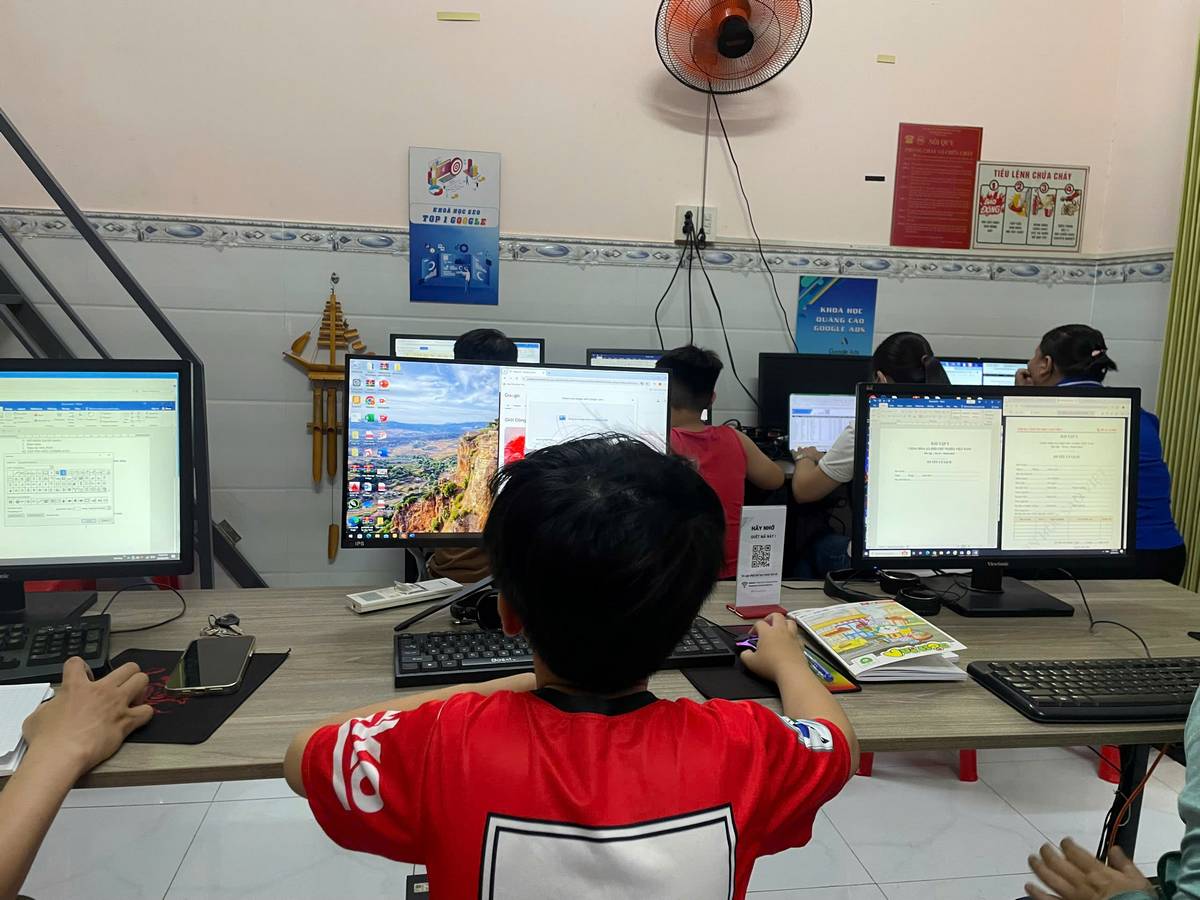 Thiết kế slide PowerPoint