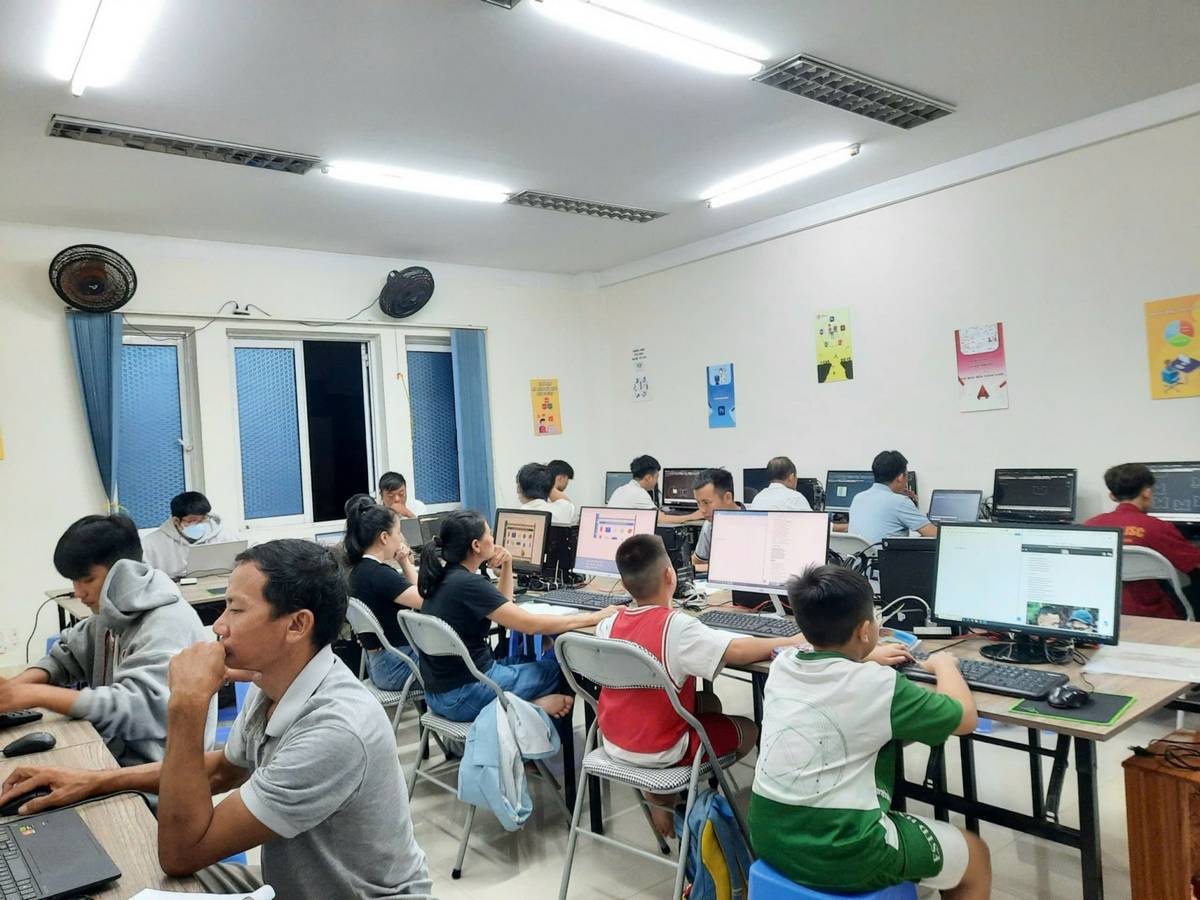 Tin học văn phòng cho người đi làm tại quận Tân Bình