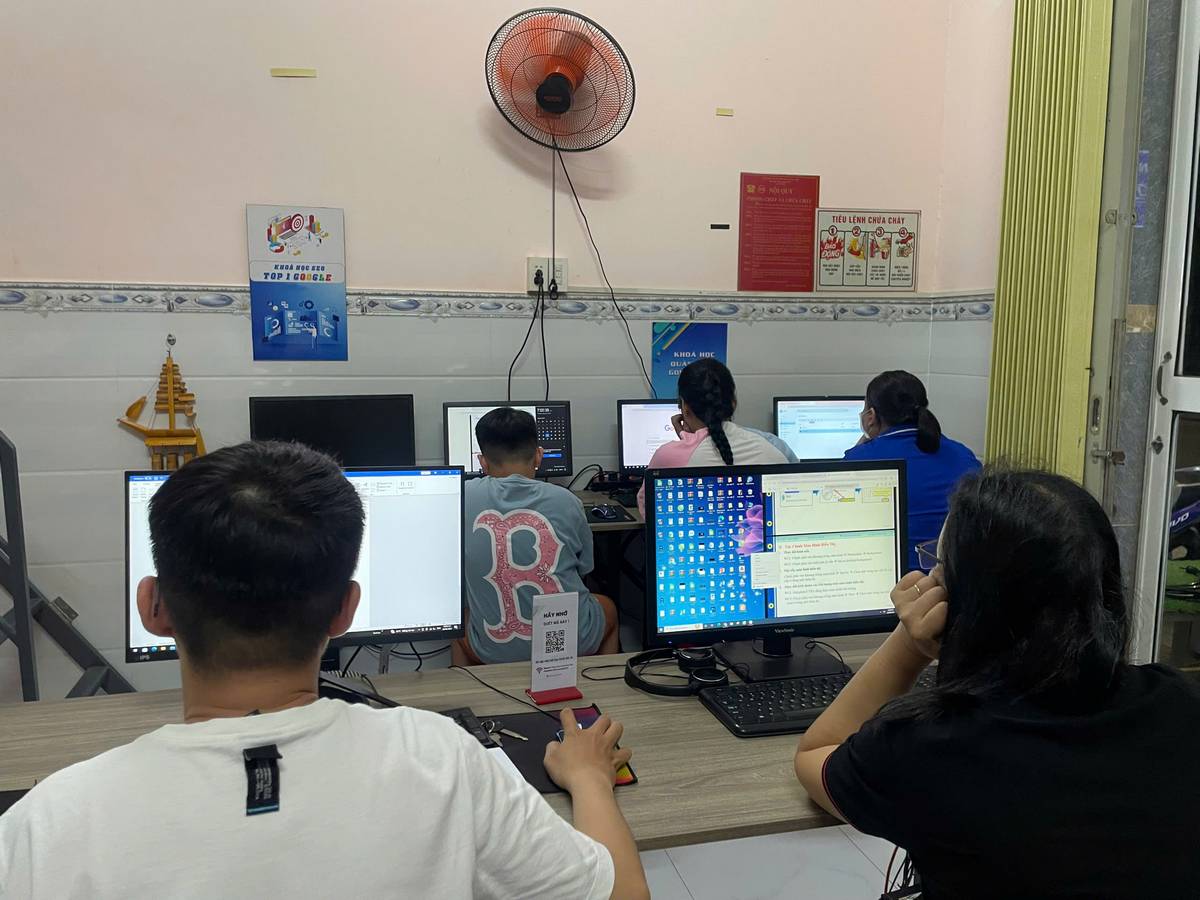 Trình bày Slide thuyết trình