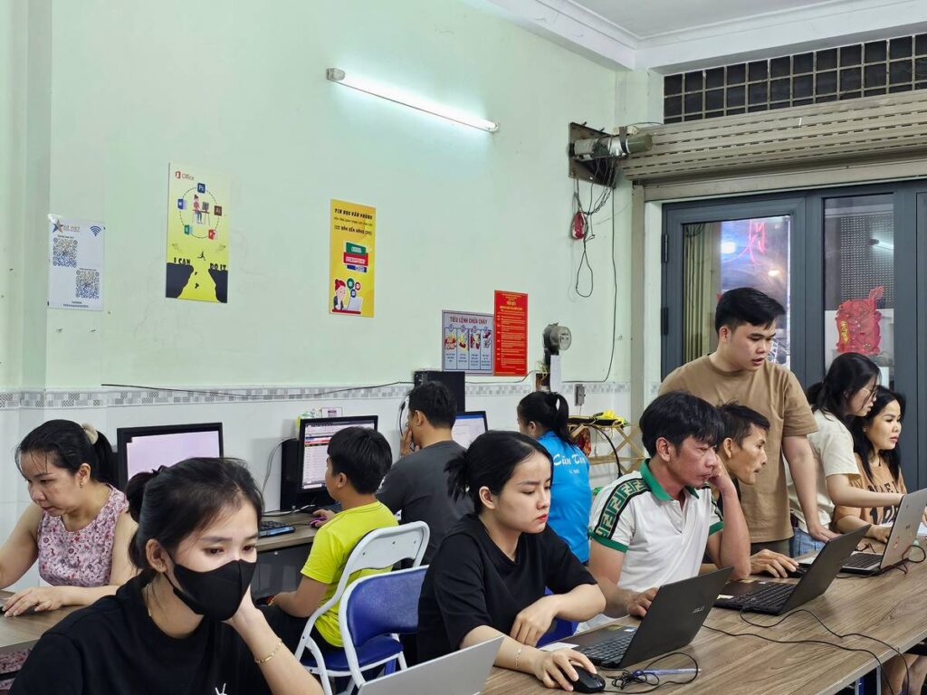 Tin học chuẩn quốc tế tại Sáng Tạo Việt